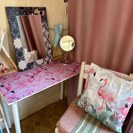 Flamingo 5 Stars Cozy Room - With Ac Kaherah Luaran gambar